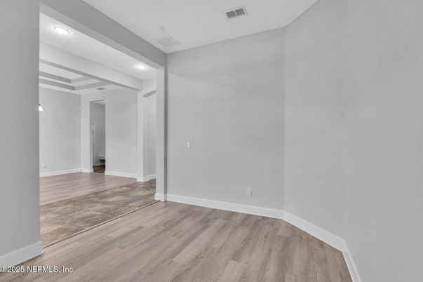 Empty room, Interior, Recessed Lighting, Wood Texture Flooring