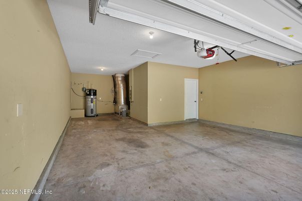 Garage, Interior