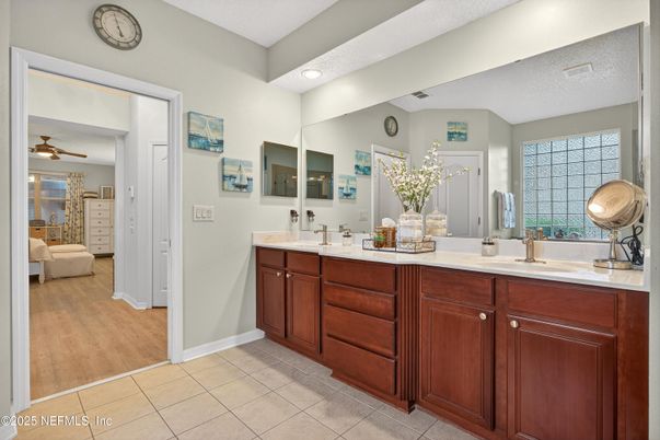 Bathroom, Dual Sink Vanities, Interior, Wood Texture Flooring