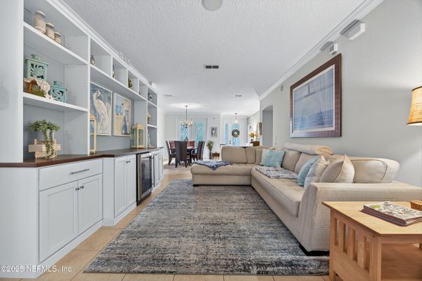 Dining room, Interior, Living room, Pendant Lights, Recessed Lighting