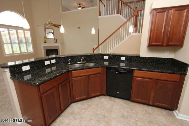 Fireplace, Interior, Kitchen, Pendant Lights