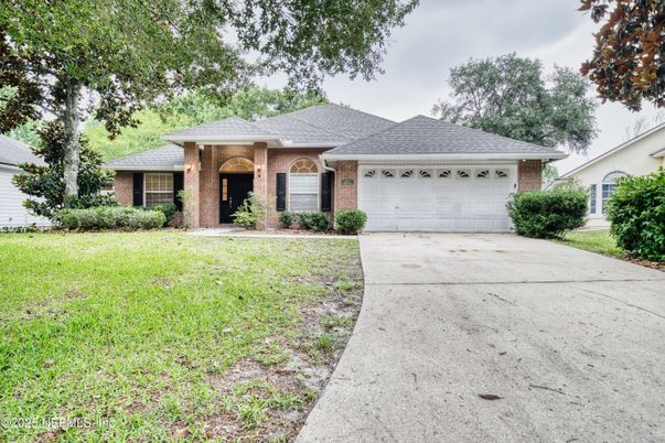 Attached, Exterior, Facade, Brick Facade, Ranch