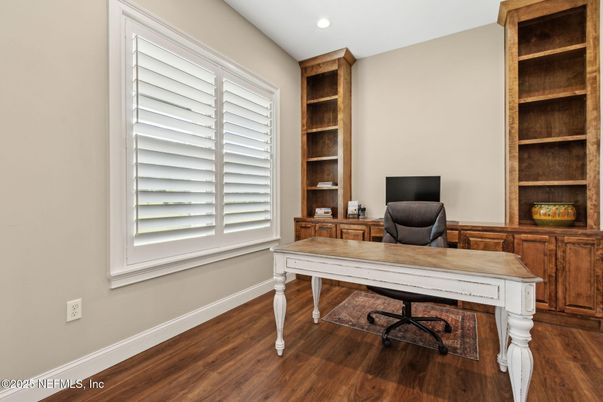 Home Office, Interior, Recessed Lighting, Wood Texture Flooring