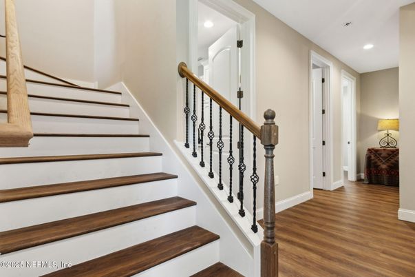 Interior, Recessed Lighting, Wood Texture Flooring