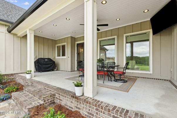 Exterior, Recessed Lighting