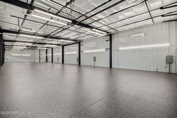 Garage, Interior