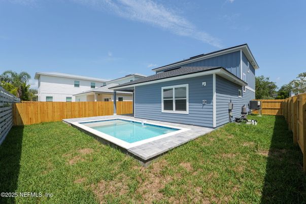 Backyard, Exterior, Pool
