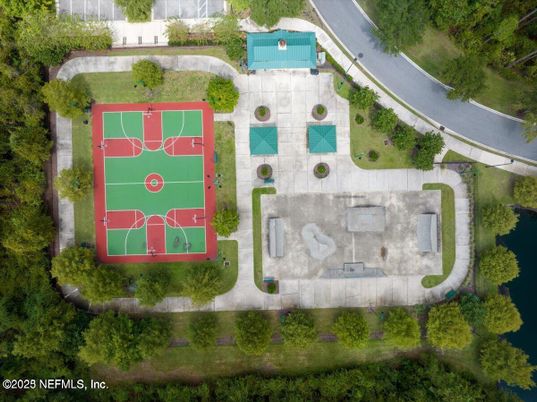 Exterior, Drone