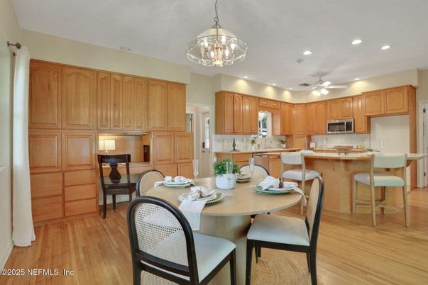Dining room, Interior, Kitchen, Pendant Lights, Recessed Lighting, Wood Texture Flooring