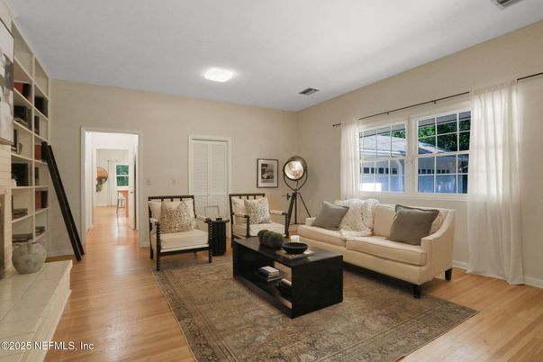 Interior, Living room, Recessed Lighting, Wood Texture Flooring