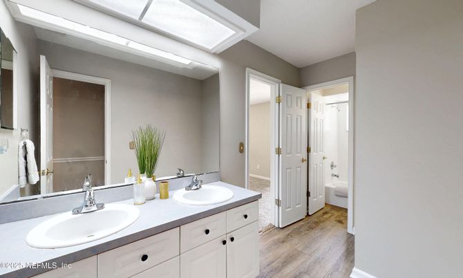 Bathroom, Dual Sink Vanities, Interior, Wood Texture Flooring