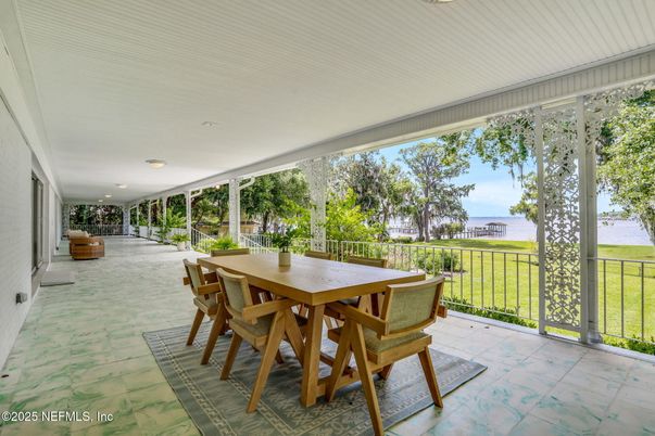 Dining room, Interior, Recessed Lighting, Water