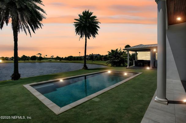 Exterior, Pool, Water