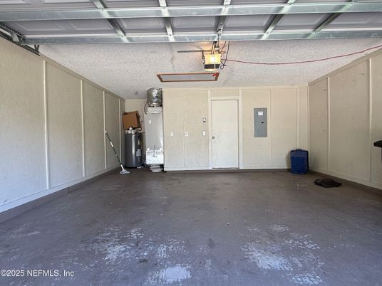 Garage, Interior