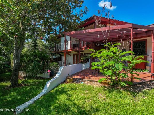 Backyard, Exterior