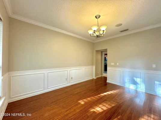 Chandelier, Empty room, Interior, Wood Texture Flooring