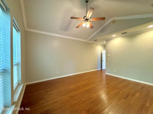 Empty room, Interior, Recessed Lighting, Wood Texture Flooring