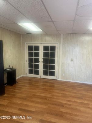 Empty room, Interior, Recessed Lighting, Wood Texture Flooring, Wooden Walls