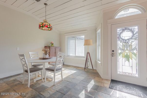 Dining room, Interior, Pendant Lights