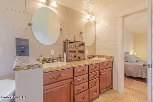 Bathroom, Bedroom, Dual Sink Vanities, Interior, Wood Texture Flooring