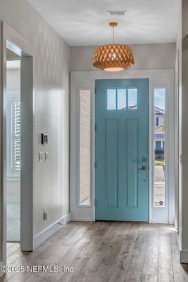 Interior, Pendant Lights, Wood Texture Flooring
