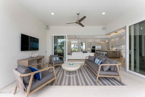 Interior, Kitchen, Living room, Recessed Lighting, Stainless Steel Appliances