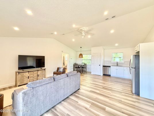 Dining room, Interior, Kitchen, Recessed Lighting, Wood Texture Flooring