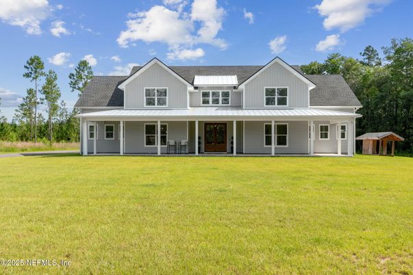 Backyard, Exterior, Facade, Farmhouse