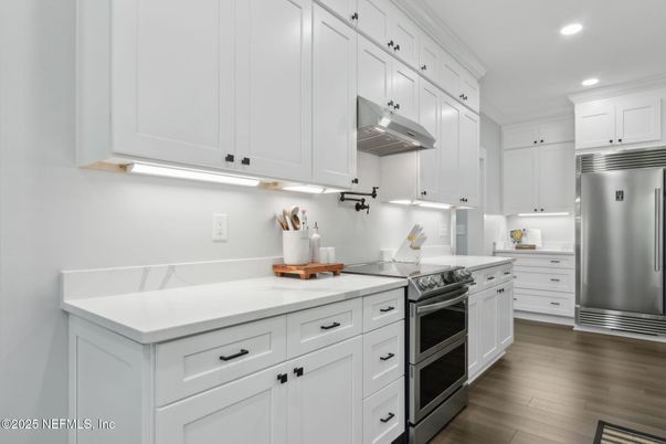 Interior, Kitchen, Recessed Lighting, Stainless Steel Appliances, Wood Texture Flooring