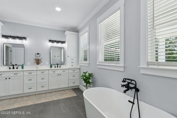Bathroom, Dual Sink Vanities, Free Standing Baths, Interior, Recessed Lighting
