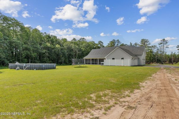 Backyard, Exterior