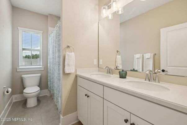 Bathroom, Dual Sink Vanities, Interior