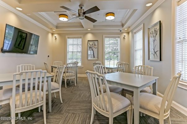 Dining room, Interior, Recessed Lighting