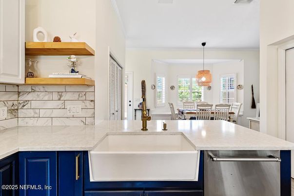 Dining room, Interior, Kitchen, Pendant Lights