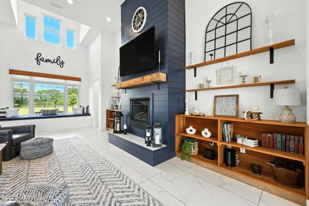 Fireplace, Interior, Recessed Lighting
