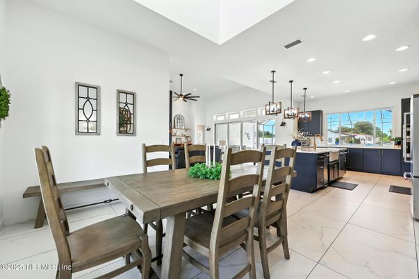 Dining room, Interior, Kitchen, Marble, Pendant Lights, Recessed Lighting