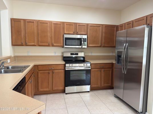 Interior, Kitchen, Stainless Steel Appliances