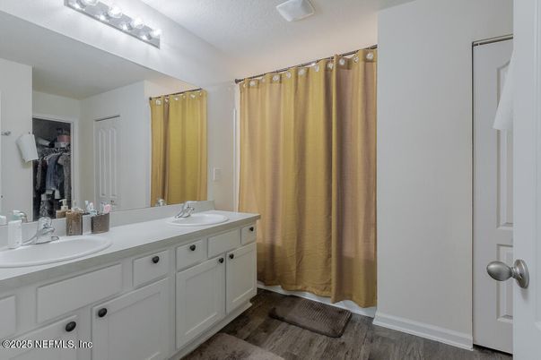 Bathroom, Dual Sink Vanities, Interior, Wood Texture Flooring