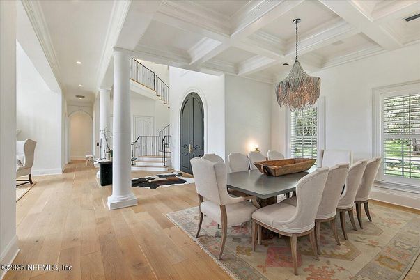 Chandelier, Dining room, Interior, Recessed Lighting, Wood Texture Flooring