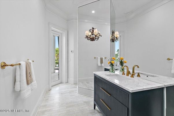 Bathroom, Interior, Recessed Lighting, Wood Texture Flooring