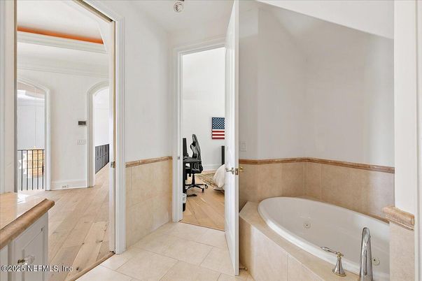 Bathroom, Interior, Wood Texture Flooring