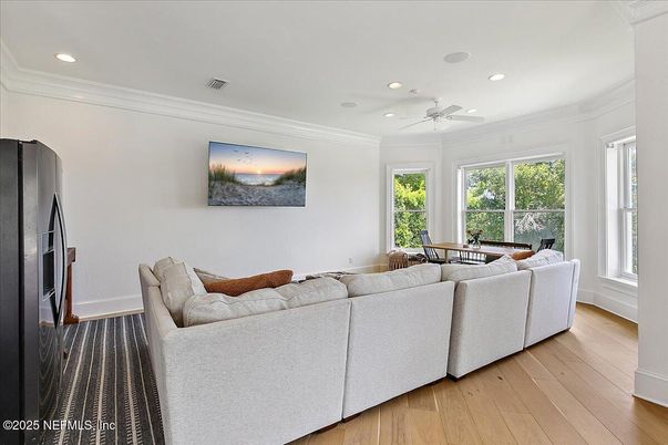 Billiard Table, Game Room, Interior, Living room, Recessed Lighting, Wood Texture Flooring