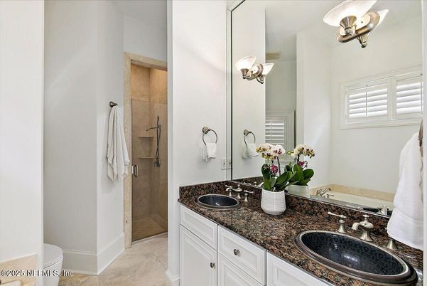 Bathroom, Dual Sink Vanities, Interior