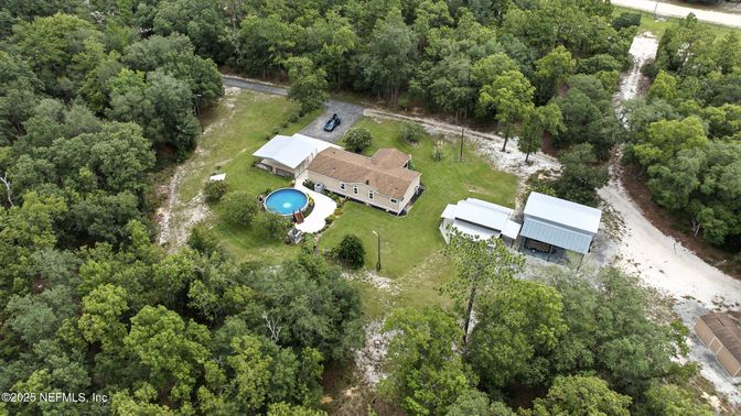 Exterior, Drone