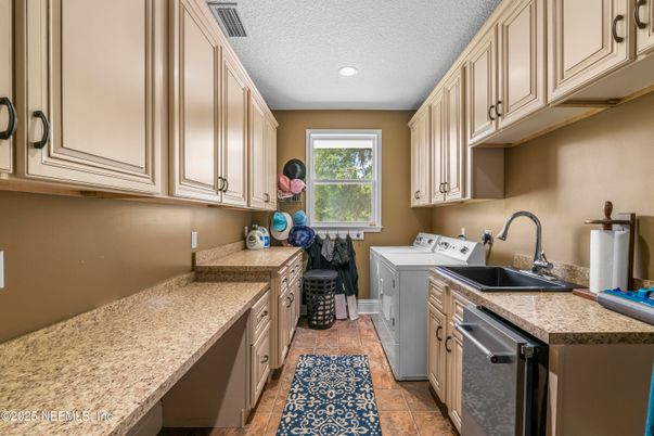 Interior, Recessed Lighting, Washer