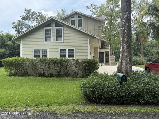 Exterior, Facade, American Craftsman