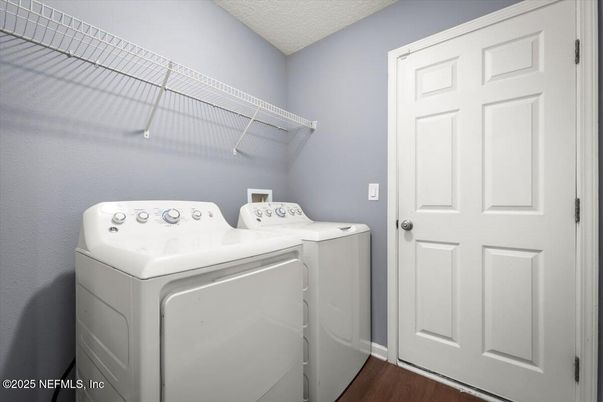 Interior, Washer, Wood Texture Flooring
