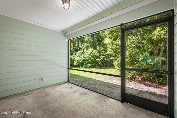 Empty room, Interior, Sun Room
