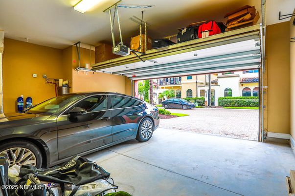 Garage, Interior