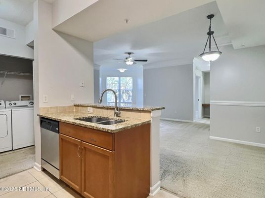 Interior, Kitchen, Pendant Lights, Washer